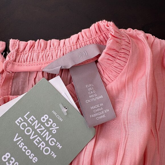 H&M Smocked Peplum Sleeveless Peach Color Top Blouse - SZ L New w Tag - Picture 4 of 5